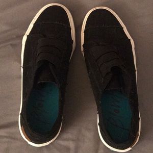 Size eight slip on shoes... worn once